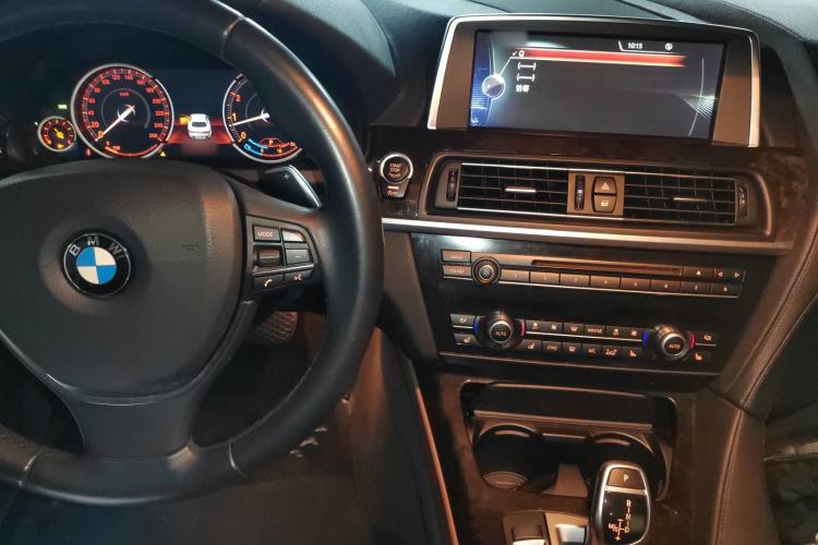 Used BMW 6 Series 2013 Facelift 640i Gran Coupe Center Console