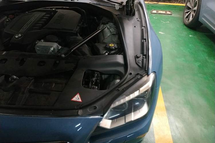 Used BMW 6 Series 2013 Facelift 640i Gran Coupe Engine Bay Left