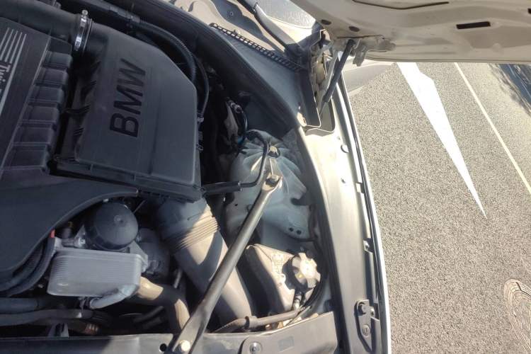 Used BMW 6 Series 2013 Facelift 640i Gran Coupe Engine Bay Left