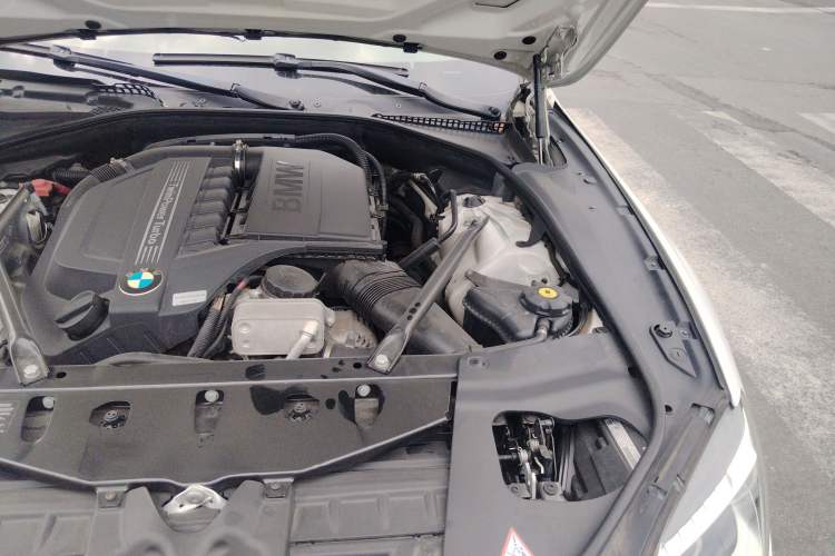 Used BMW 6 Series 2013 Facelift 640i Gran Coupe Engine Bay Left