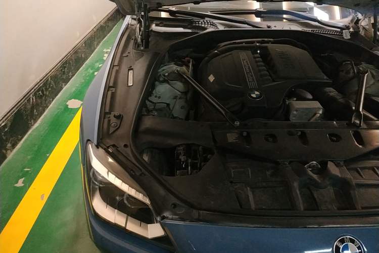 Used BMW 6 Series 2013 Facelift 640i Gran Coupe Engine Bay Right