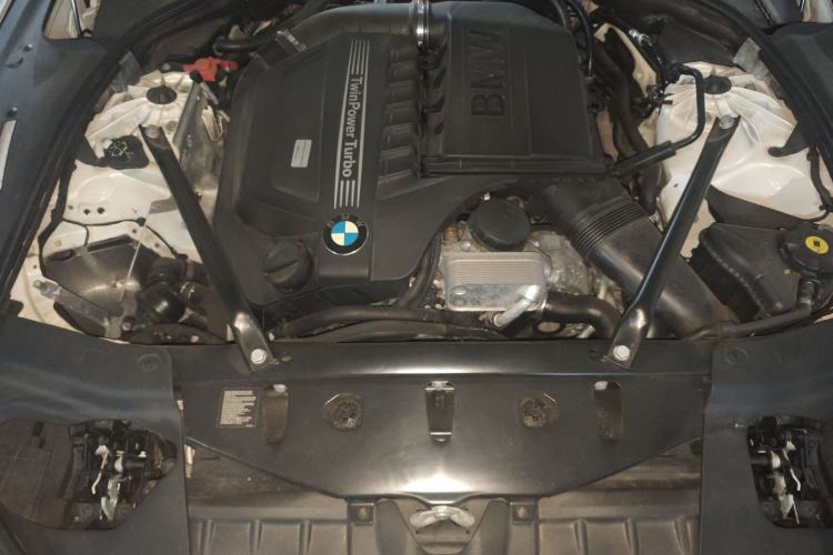 Used BMW 6 Series 2013 Facelift 640i xDrive Gran Coupe Engine Bay