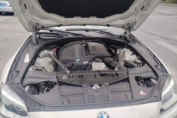 Used BMW 6 Series 2013 Facelift 640i Gran Coupe Engine Bay