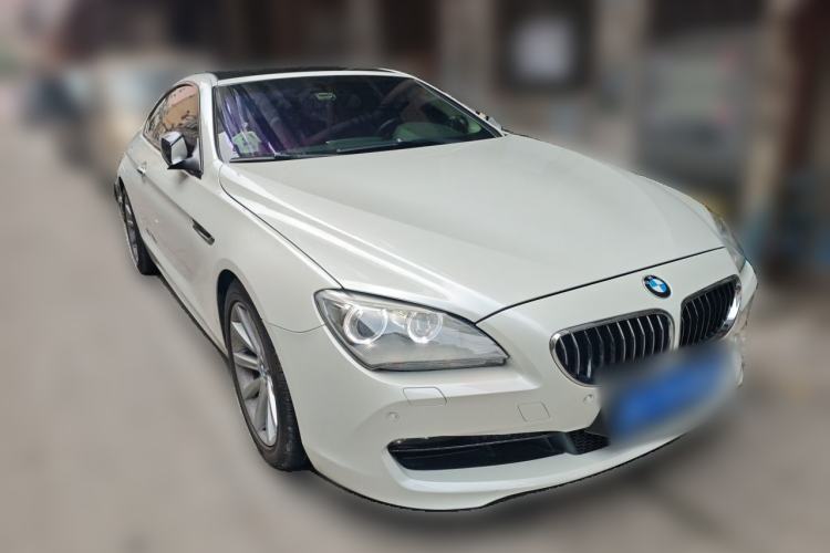 Used BMW 6 Series 2013 640i Coupe Front Right 45 Deg