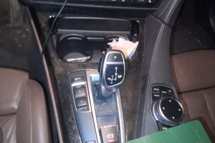 Used BMW 6 Series 2013 Facelift 640i Gran Coupe Gear Lever