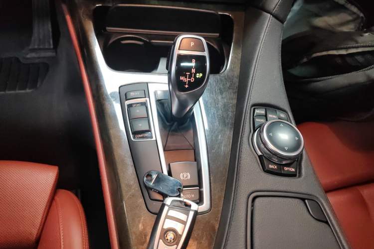 Used BMW 6 Series 2013 Facelift 640i Gran Coupe Gear Lever