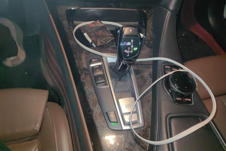 Used BMW 6 Series 2013 Facelift 640i Gran Coupe Gear Lever