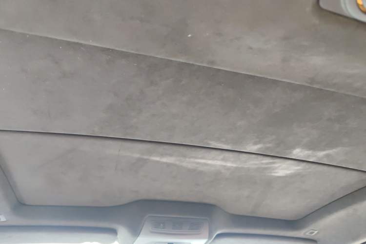 Used BMW 6 Series  Headliner