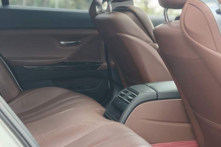 Used BMW 6 Series 2013 Facelift 640i Gran Coupe Interior 10