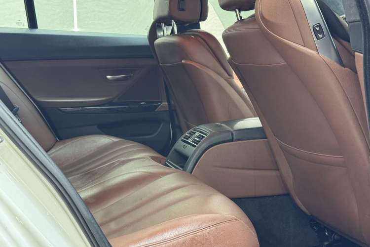 Used BMW 6 Series 2013 Facelift 640i Gran Coupe Interior 3