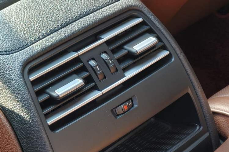 Used BMW 6 Series 2013 Facelift 640i Gran Coupe Interior 9