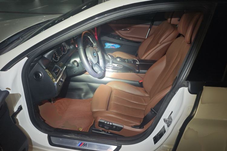 Used BMW 6 Series 2013 Facelift 640i xDrive Gran Coupe Left Front Seat