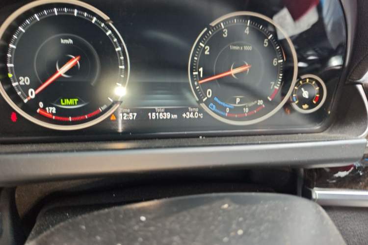 Used BMW 6 Series 2013 Facelift 640i Gran Coupe Odometer Close Up