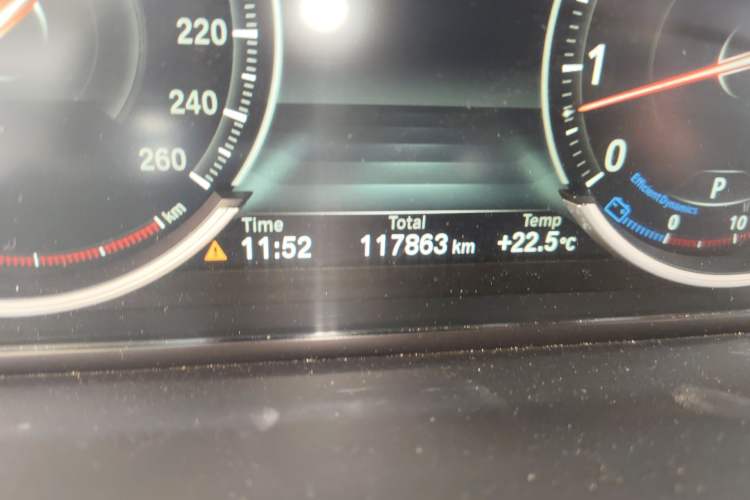 Used BMW 6 Series  Odometer Close Up