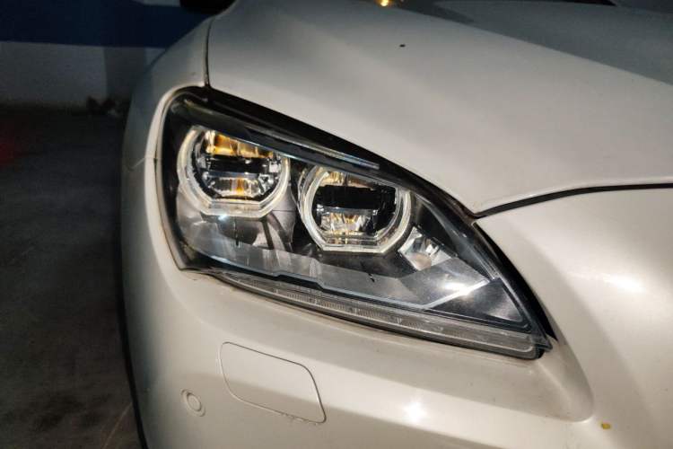 Used BMW 6 Series 2013 Facelift 640i xDrive Gran Coupe Right Front Headlight