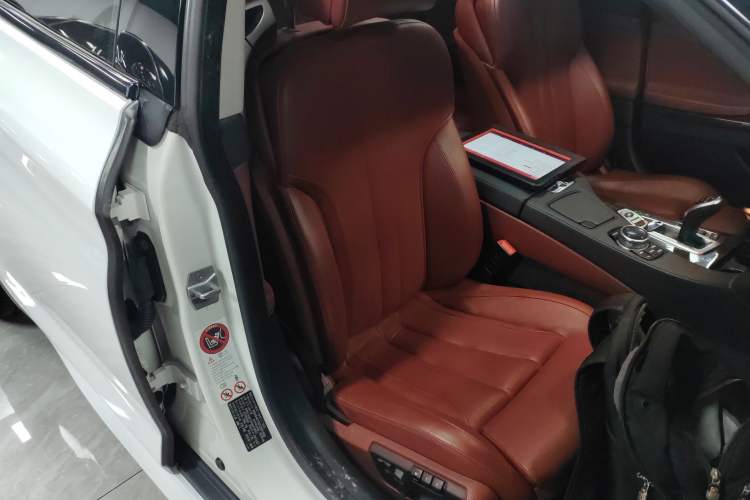Used BMW 6 Series 2013 Facelift 640i Gran Coupe Right Front Seat