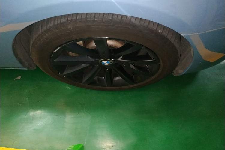 Used BMW 6 Series 2013 Facelift 640i Gran Coupe Right Front Wheel Hub