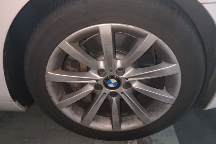 Used BMW 6 Series 2013 Facelift 640i xDrive Gran Coupe Right Front Wheel Hub