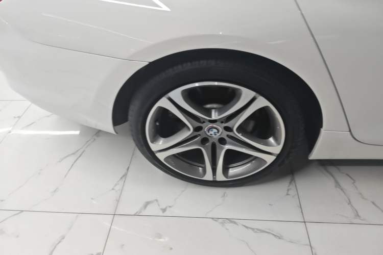 Used BMW 6 Series 2013 Facelift 640i Gran Coupe Right Rear Wheel Hub