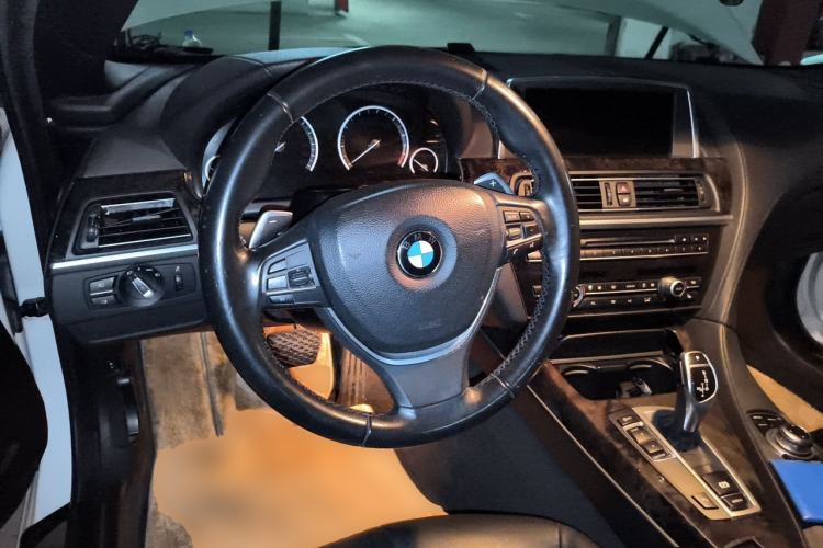 Used BMW 6 Series 2013 640i Convertible Coupe Steering Wheel
