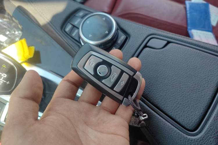 Used BMW 6 Series 2013 Facelift 640i Gran Coupe Vehicle Key