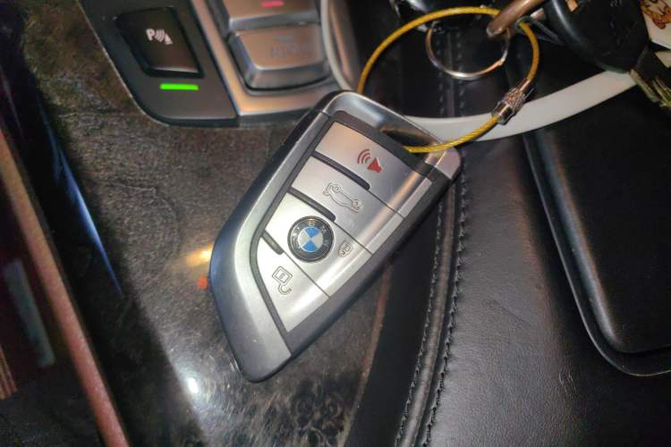 Used BMW 6 Series 2013 Facelift 640i Gran Coupe Vehicle Key