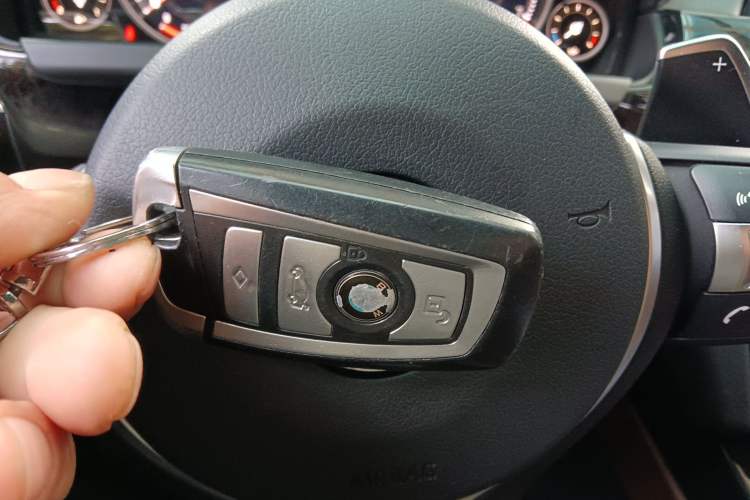 Used BMW 6 Series 2013 Facelift 640i xDrive Gran Coupe Vehicle Key