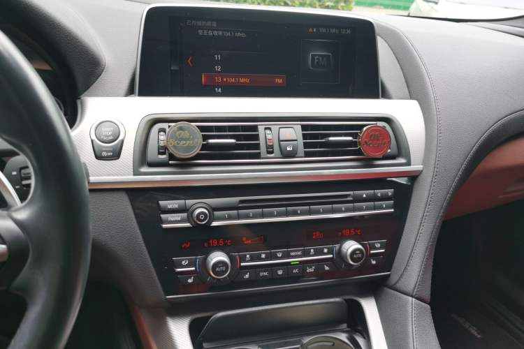 Used BMW 6 Series 2016 640i xDrive Gran Coupe Audio And AC Panel