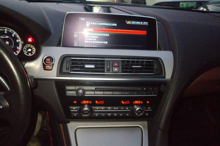 Used BMW 6 Series 2016 640i Convertible Coupe Audio And AC Panel