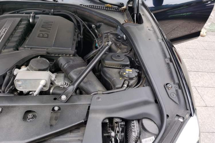 Used BMW 6 Series 2016 640i xDrive Gran Coupe Engine Bay Left