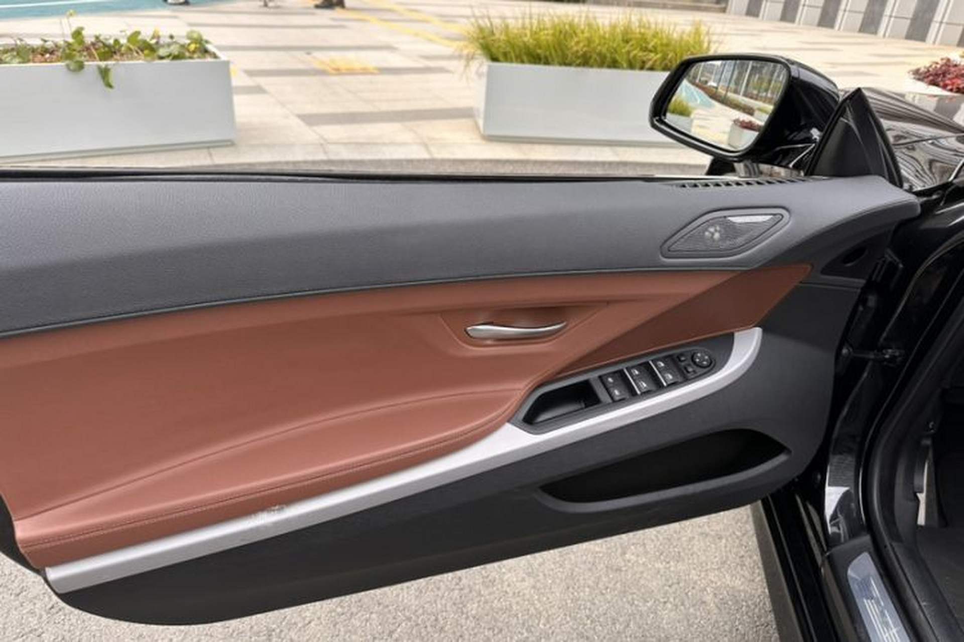 Used BMW 6 Series 2016 640i xDrive Convertible Coupé Interior 11
