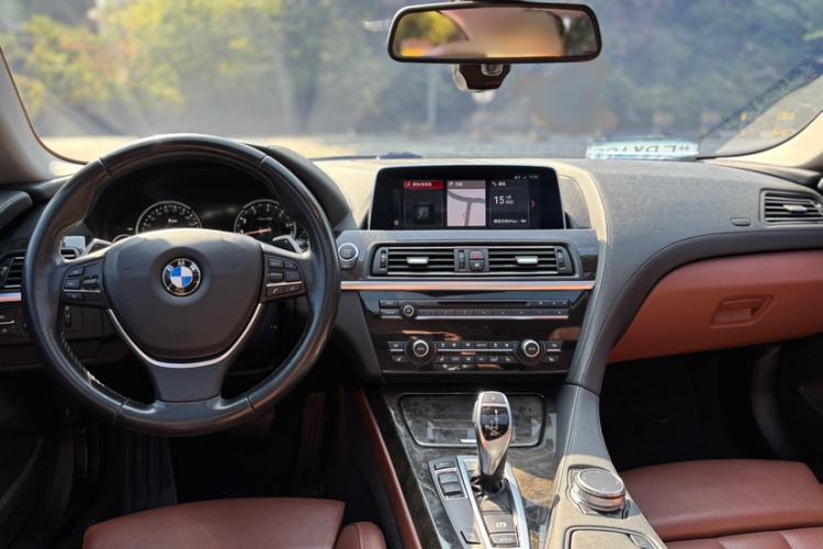Used BMW 6 Series 2016 640i Gran Coupe Interior 3