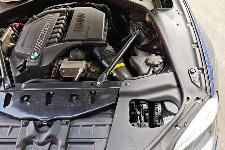 Used BMW 6 Series 2016 640i Gran Coupe Engine Bay Left
