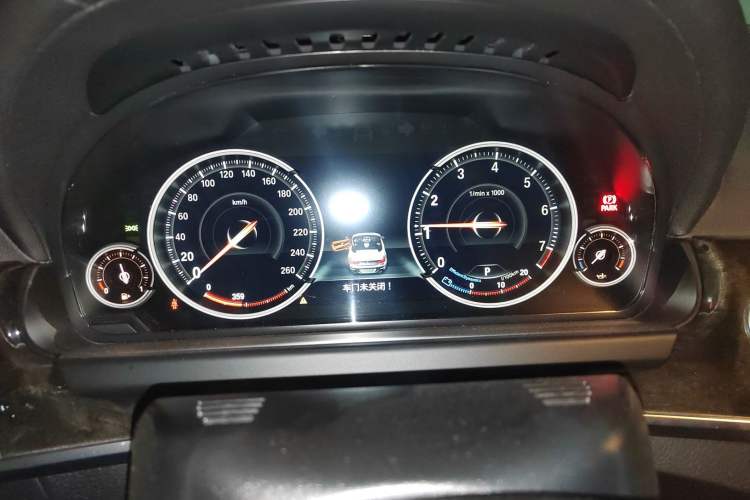 Used BMW 6 Series 2016 640i Convertible Coupe Instrument Cluster