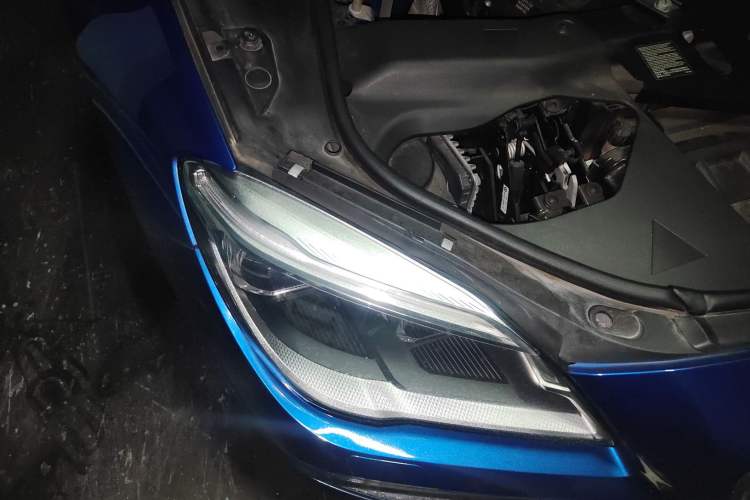 Used BMW 6 Series 2016 640i Convertible Coupe Right Front Headlight