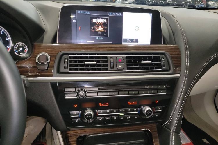 Used BMW 6 Series 2016 640i Gran Coupe Audio And AC Panel