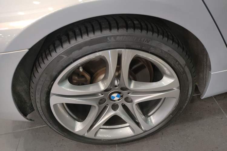 Used BMW 6 Series 2016 640i Gran Coupe Exterior 4
