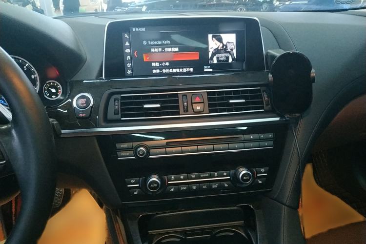 Used BMW 6 Series 2016 640i Gran Coupe Audio And AC Panel