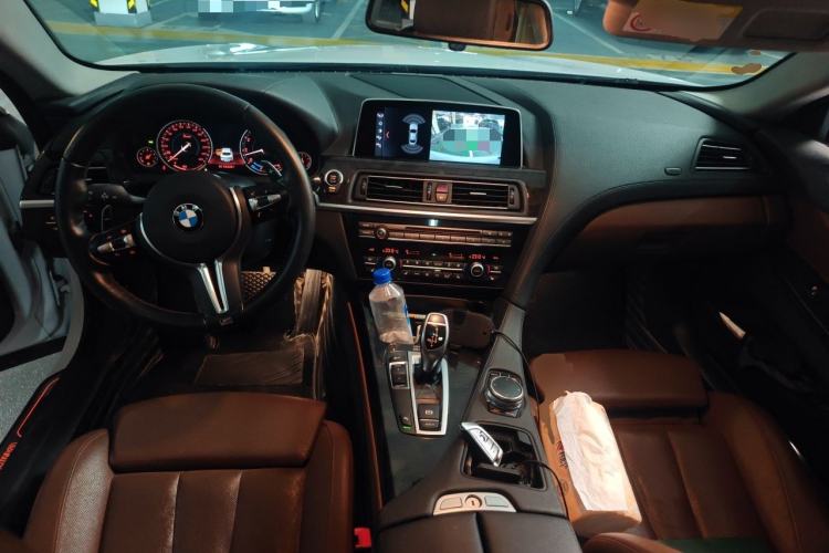 Used BMW 6 Series 2016 640i Gran Coupe Center Console
