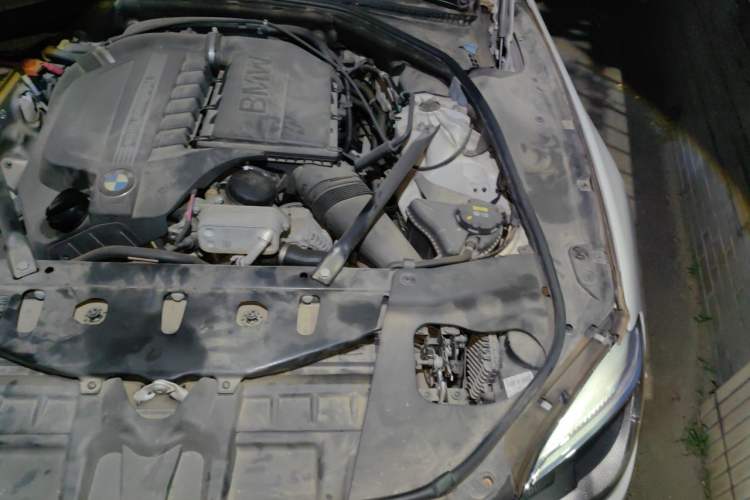 Used BMW 6 Series 2016 640i Convertible Coupe Engine Bay Left