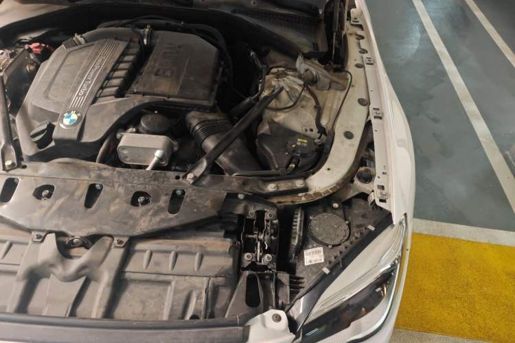 Used BMW 6 Series 2016 640i Gran Coupe Engine Bay Left