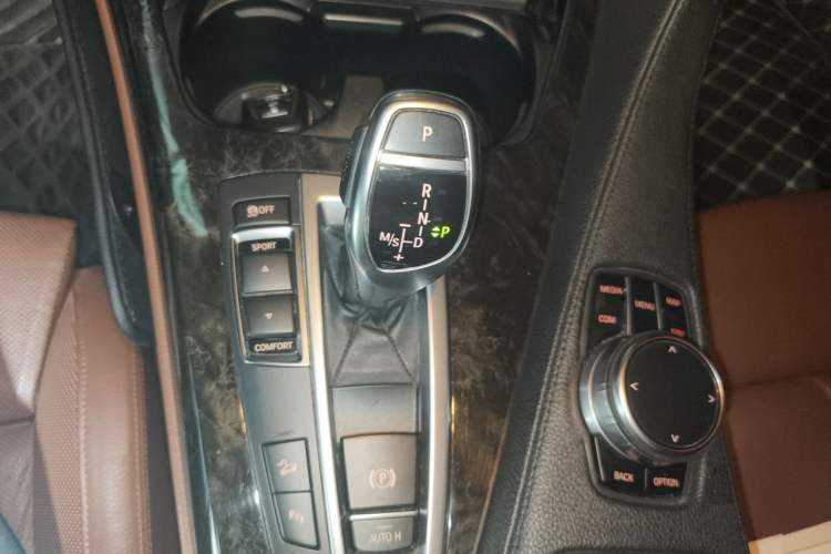 Used BMW 6 Series 2016 640i xDrive Gran Coupe Gear Lever