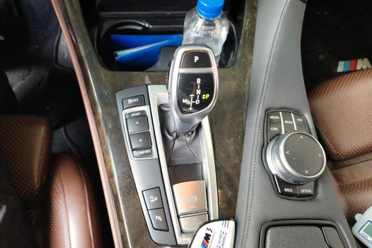 Used BMW 6 Series 2016 640i xDrive Gran Coupe Gear Lever