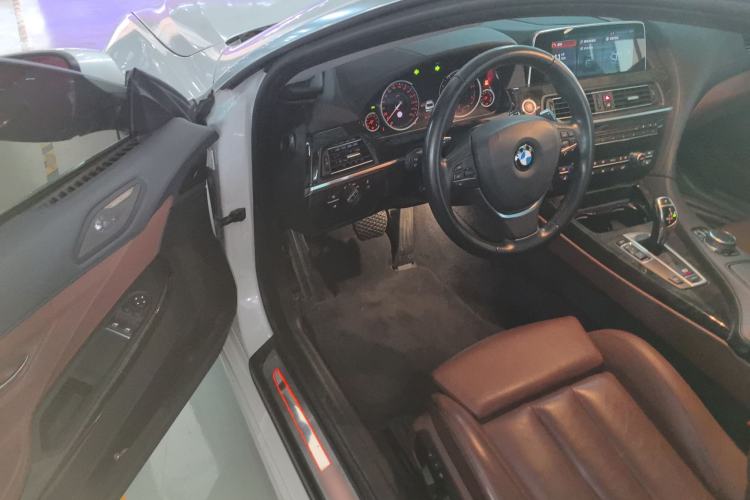Used BMW 6 Series 2016 640i Coupe Interior 3