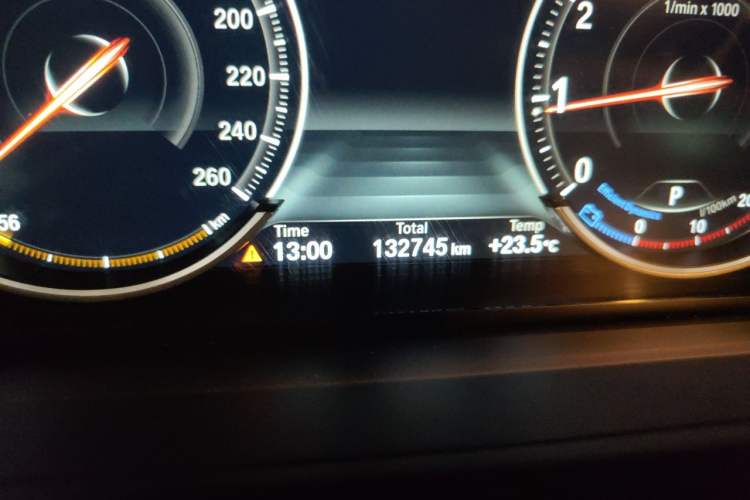 Used BMW 6 Series 2016 640i Gran Coupe Odometer Close Up