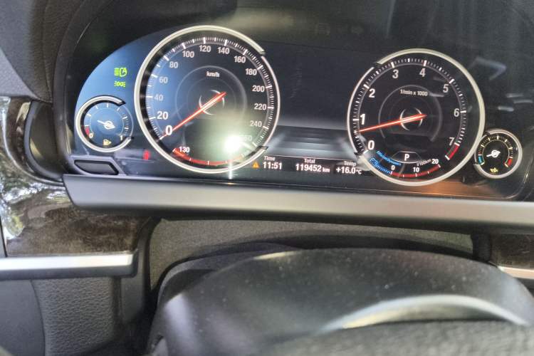 Used BMW 6 Series 2016 640i Gran Coupe Odometer Close Up