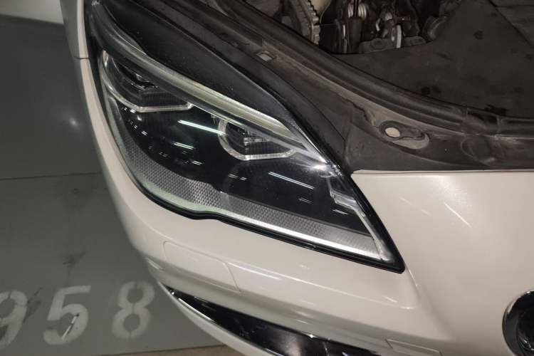 Used BMW 6 Series 2016 640i xDrive Gran Coupe Right Front Headlight