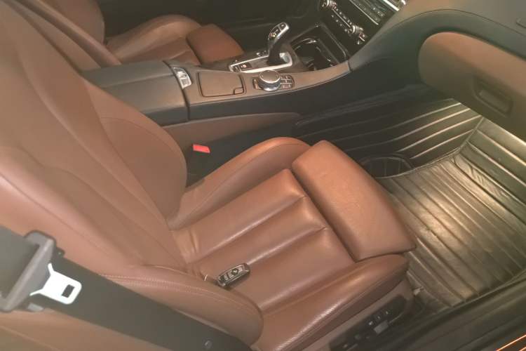 Used BMW 6 Series 2016 640i Coupe Right Front Seat