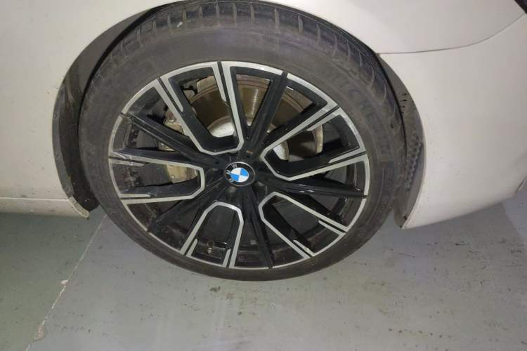 Used BMW 6 Series 2016 640i Gran Coupe Right Front Wheel Hub