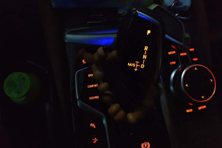 Used BMW 6 Series  Gear Lever
